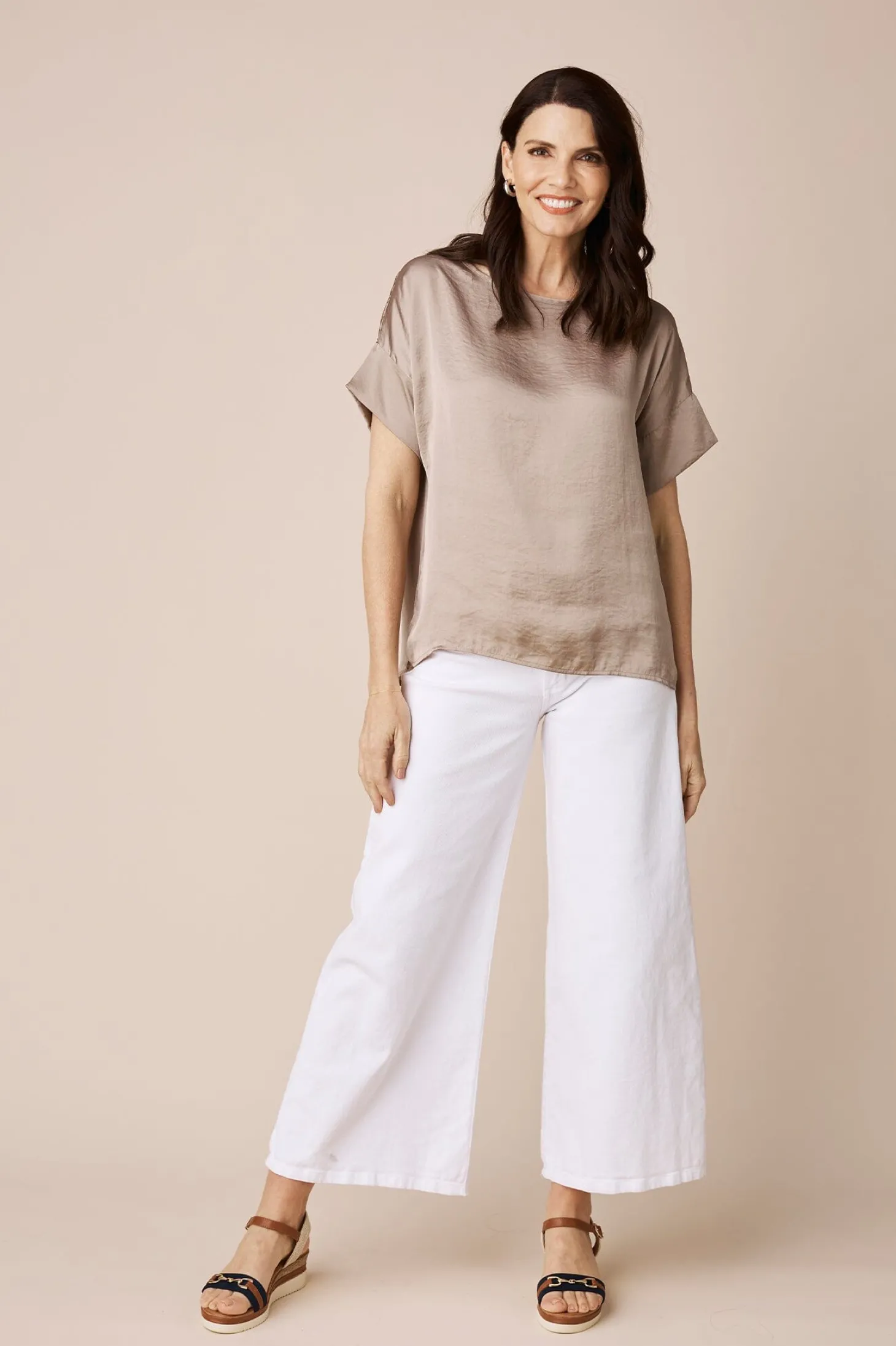 Hot Carolina Bianca Short Sleeve Top Almond