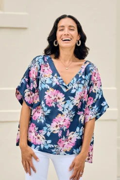 New Carolina Bianca Short Sleeve Top Bella Print with V Neck Navy