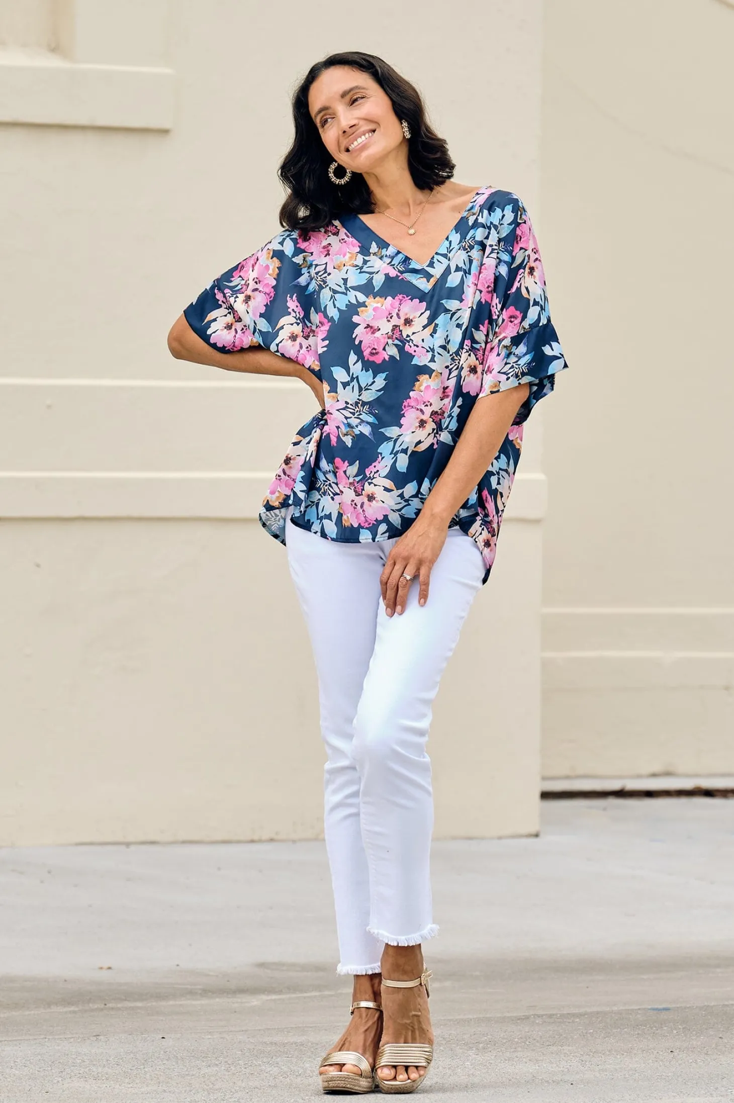 New Carolina Bianca Short Sleeve Top Bella Print with V Neck Navy