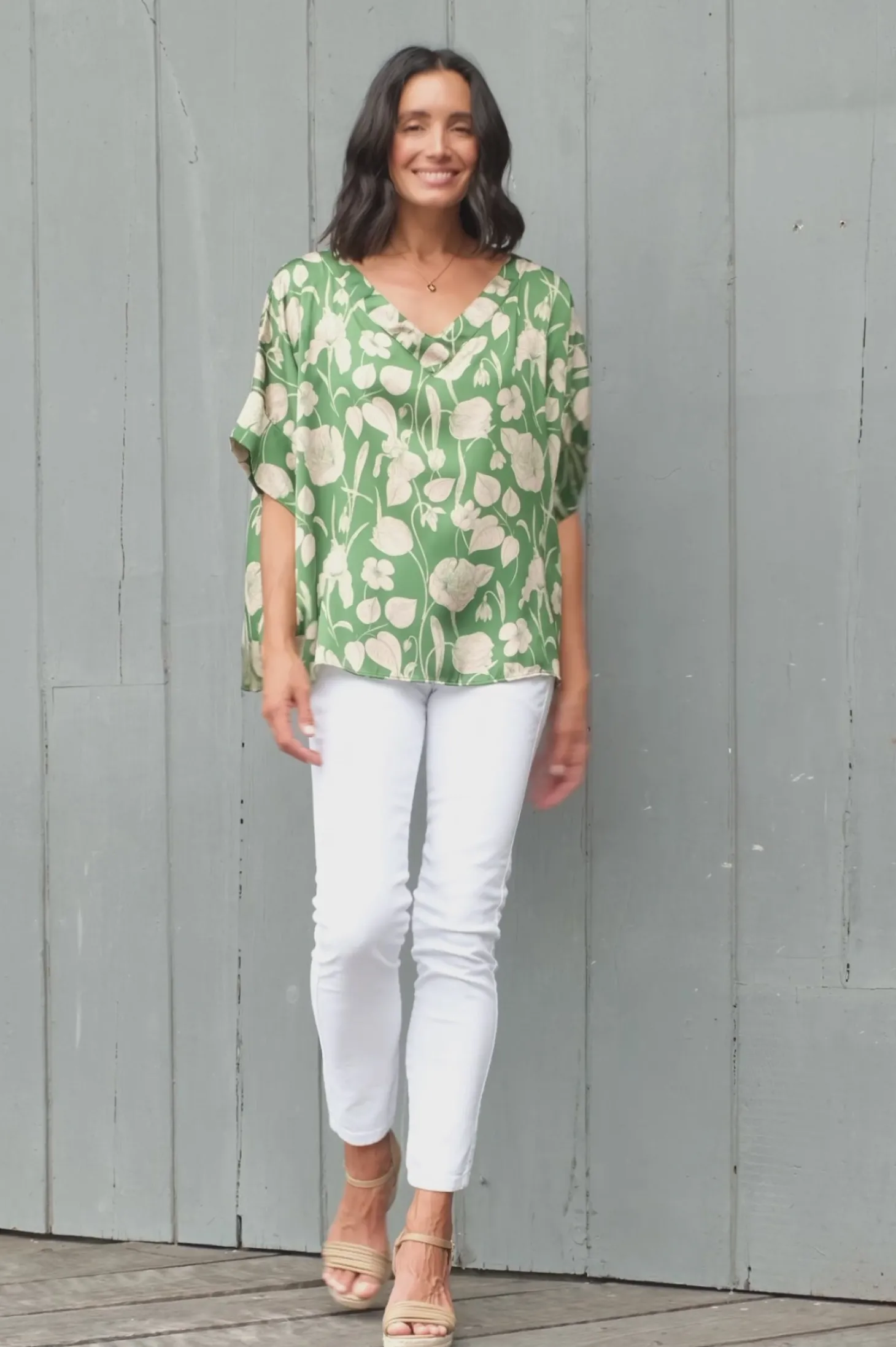 Clearance Carolina Bianca Short Sleeve Top Belle Print with V Neck