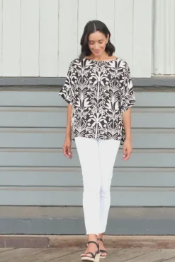 Discount Carolina Bianca Short Sleeve Top Lia Print