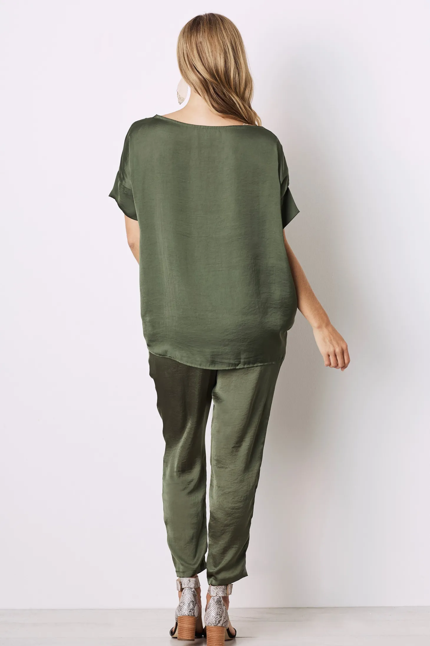 Fashion Carolina Camilla Pants Petite Olive
