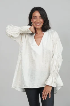 Store Carolina Carmela Top Ivory with Gold