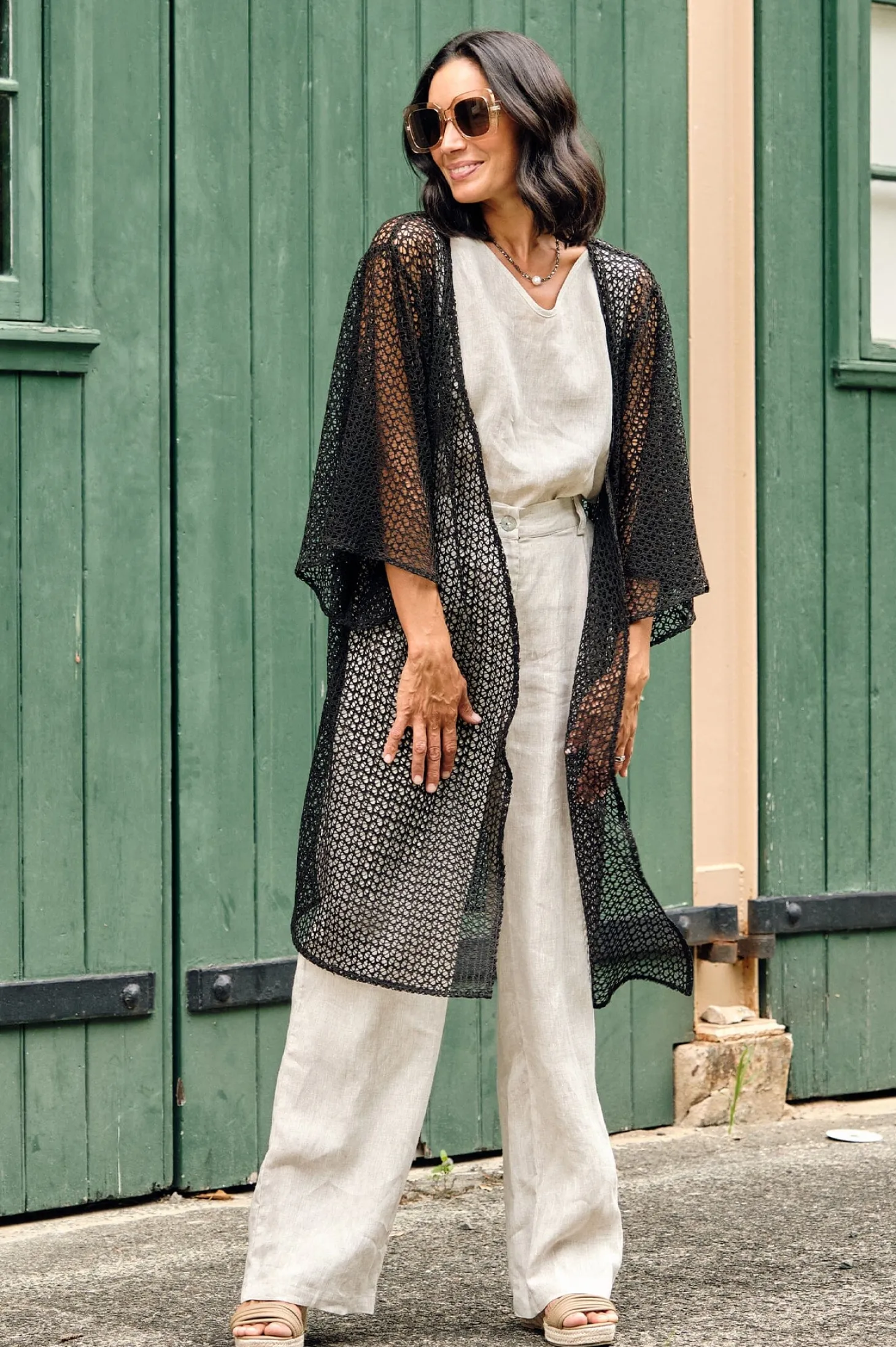 Best Carolina Cecilia Cape Black