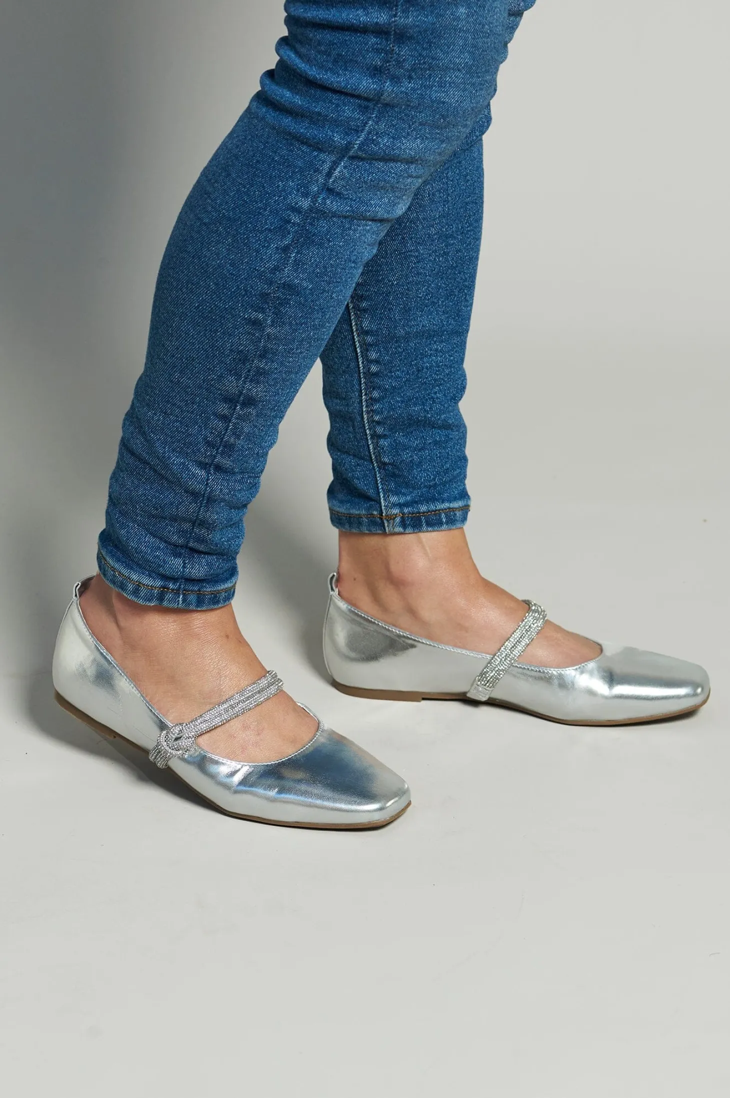 Best Carolina Elara Ballet Flats Silver