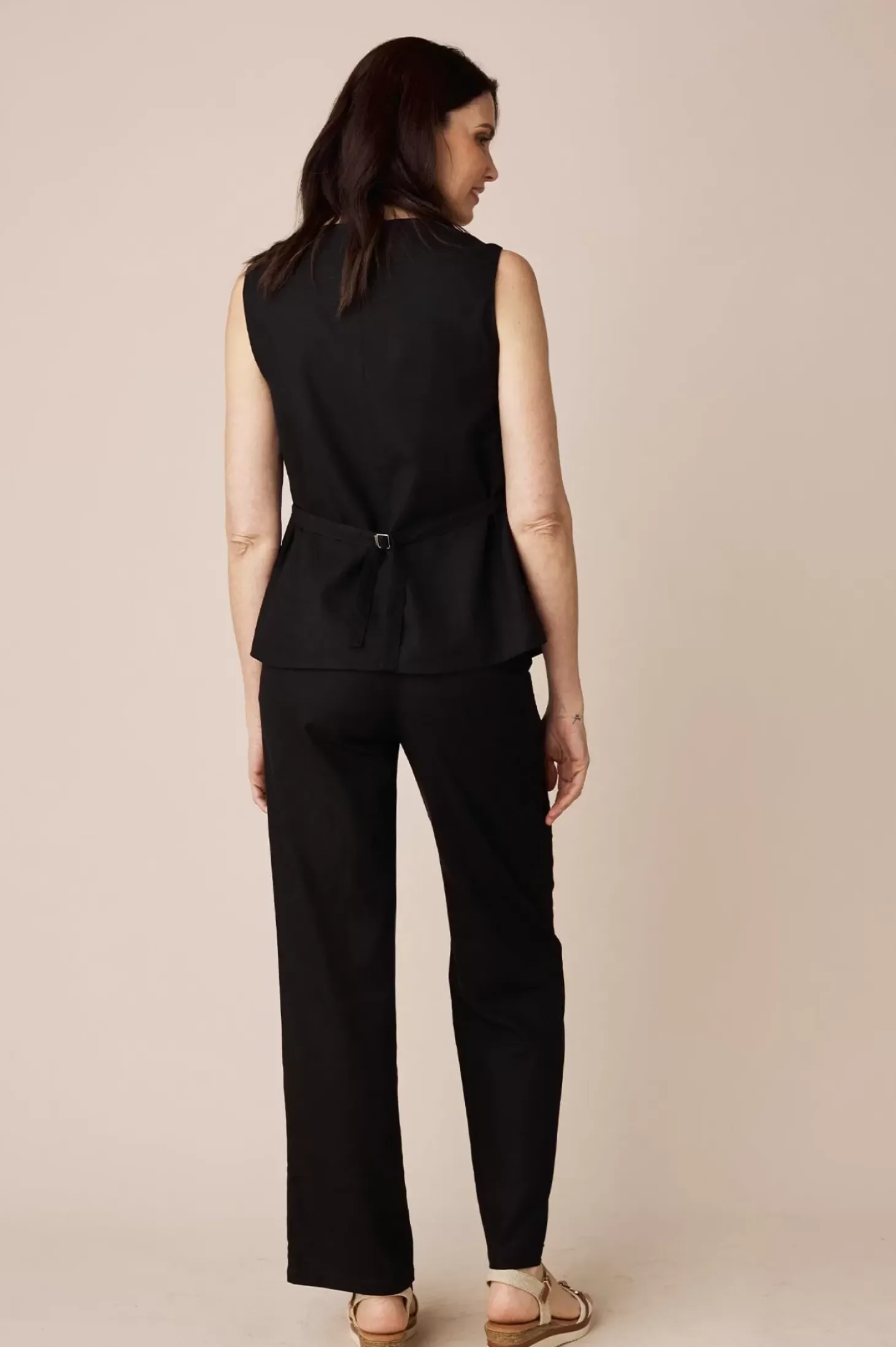 Discount Carolina Jocelyn Vest Black-Pre Order