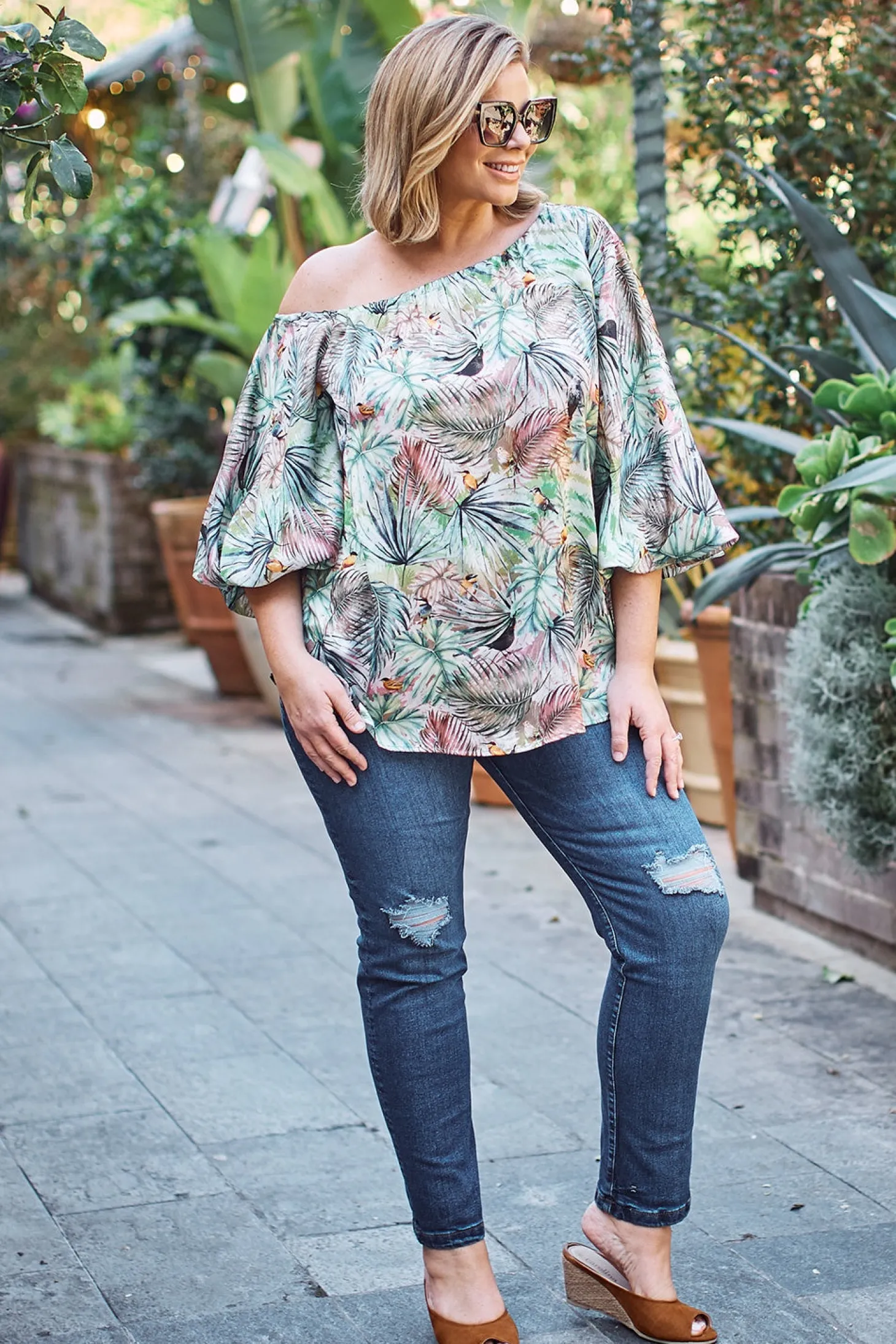 Hot Carolina Kalea Round Neck Top