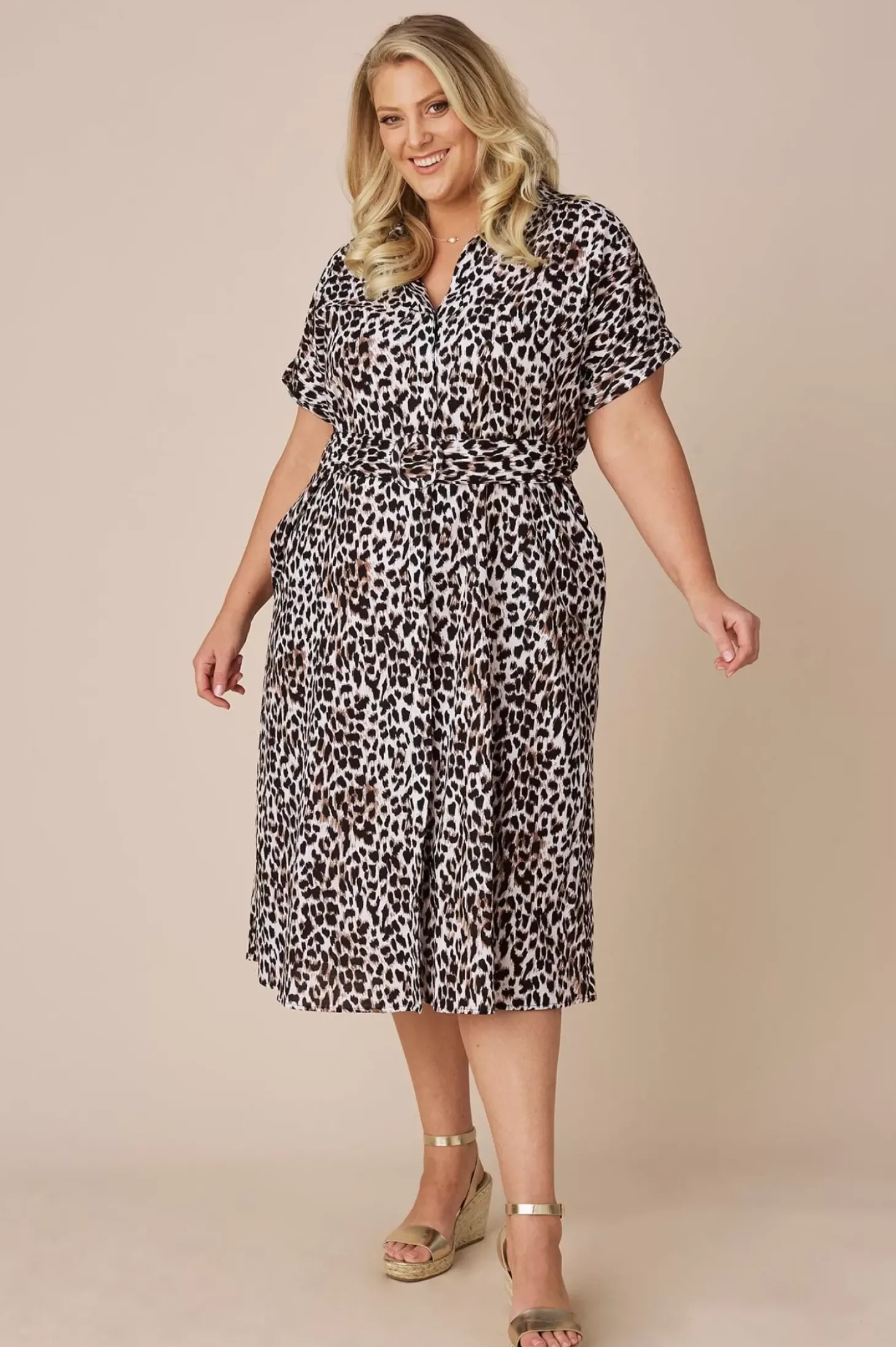 Hot Carolina Kendi Animal Print Dress