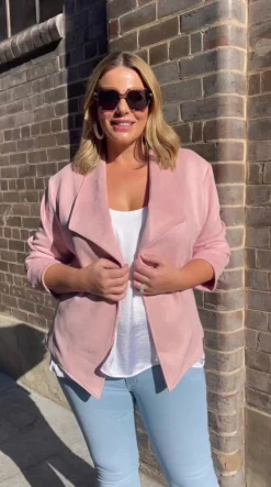 Fashion Carolina Kirsten Jacket Blush