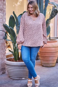 New Carolina Mara Long Sleeve Top