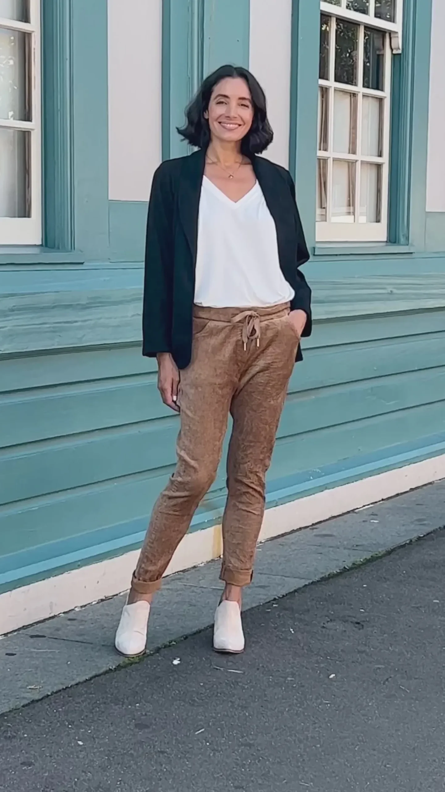 Online Carolina Maricela Corduroy Jogger Mocha