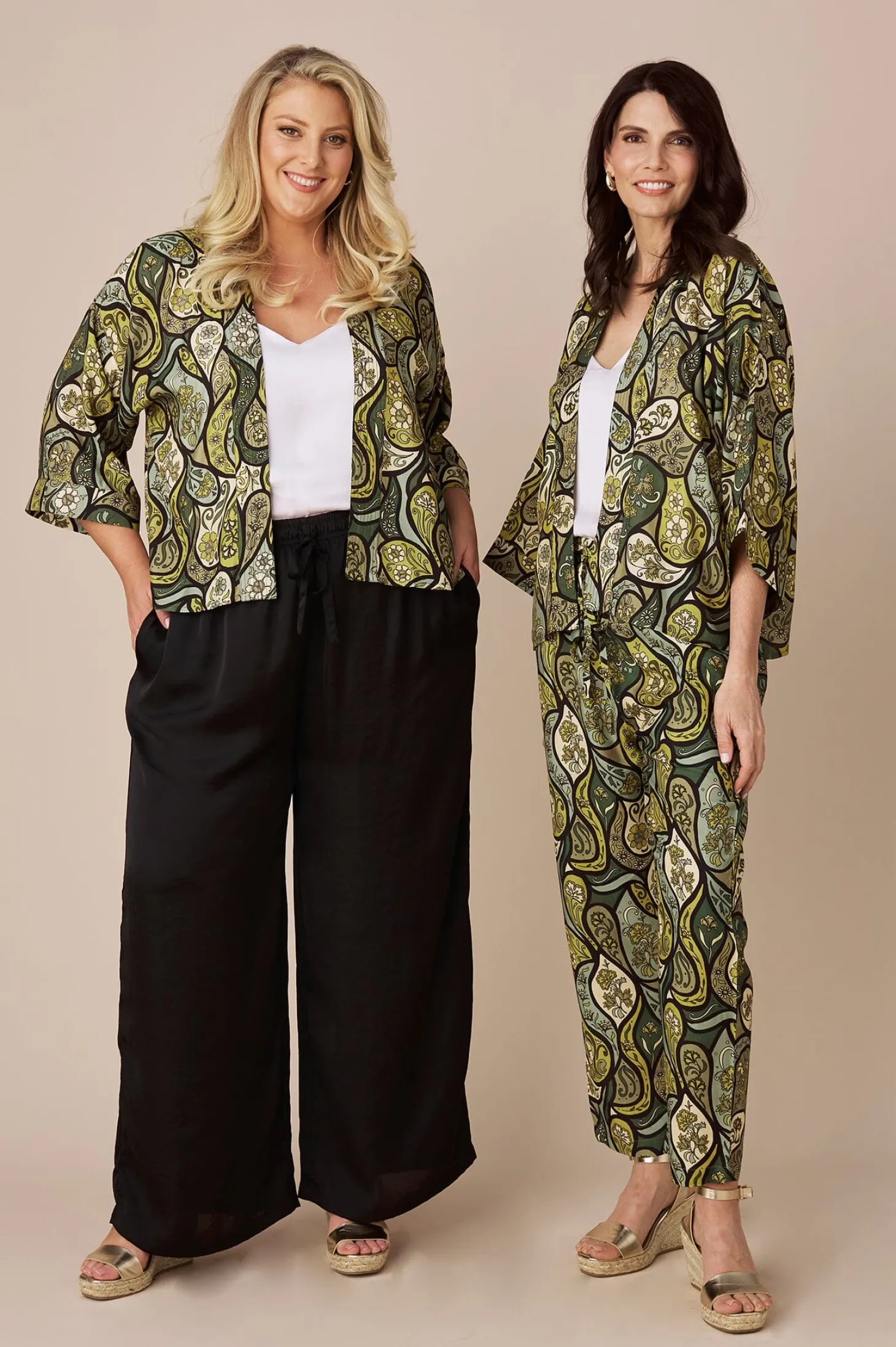 Best Carolina Mira Cape Olive