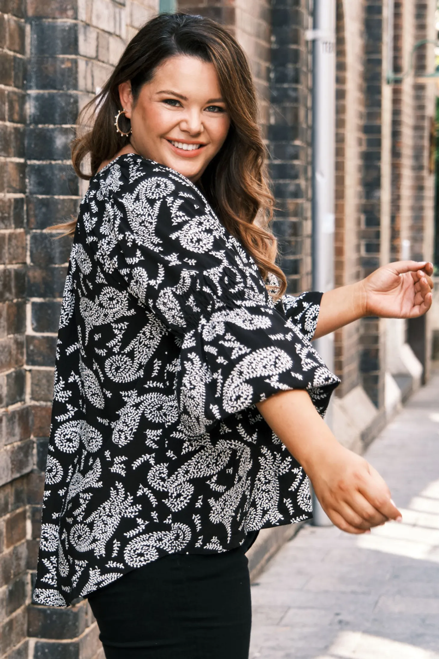 Flash Sale Carolina Paisley Long Sleeve Top Black