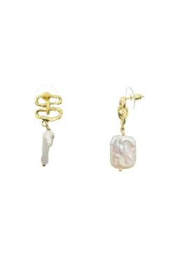 Fashion Carolina Renee Pearl Earrings