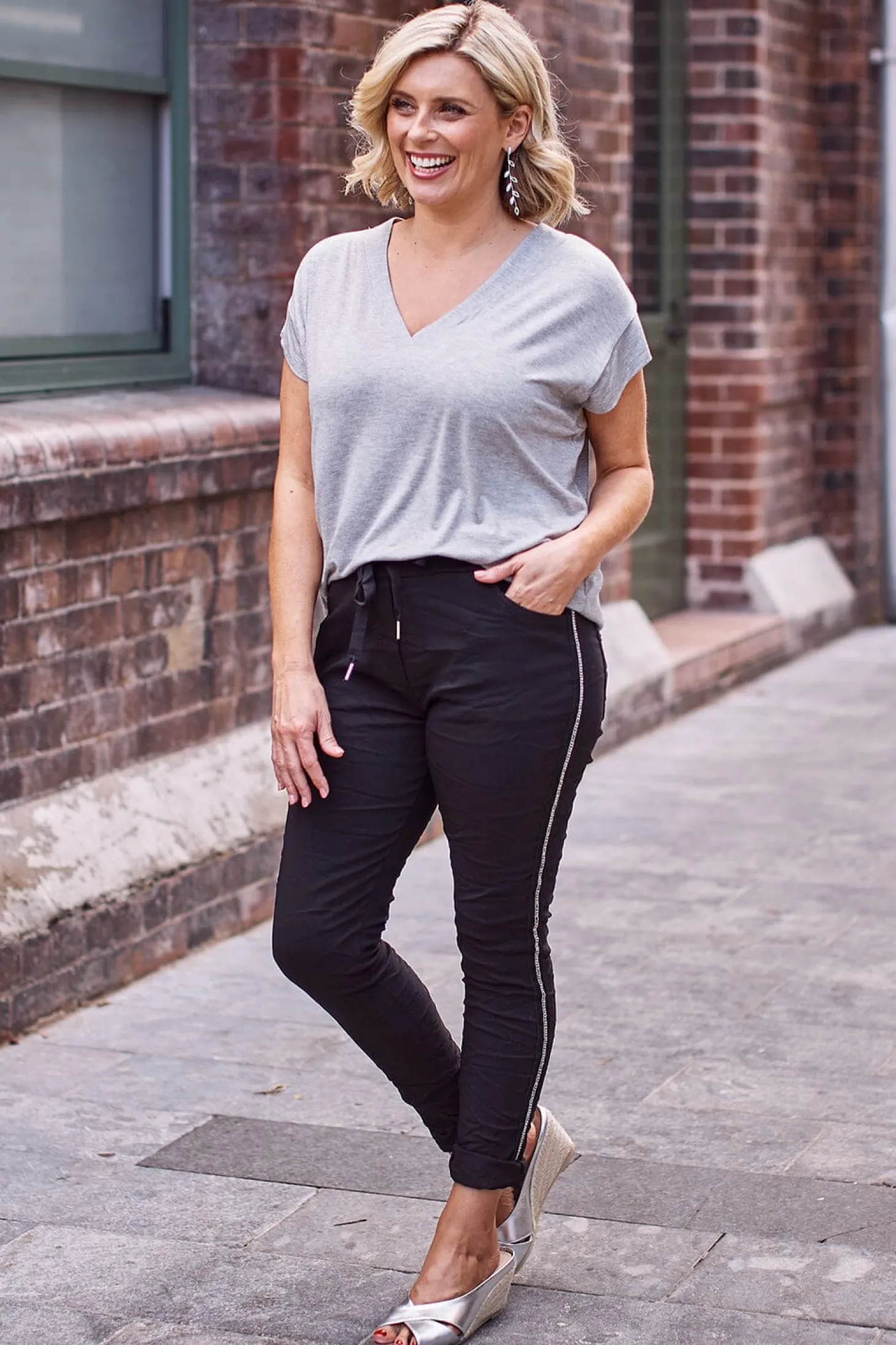 Fashion Carolina Rhinestone Side Stripe Crinkle Jogger Black
