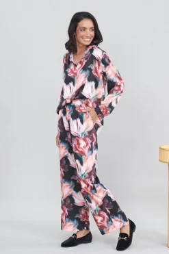 Best Sale Carolina Romy Floral V-Neck Long Sleeve Top