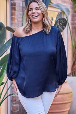 Flash Sale Carolina Sienna Round Neck Top Navy