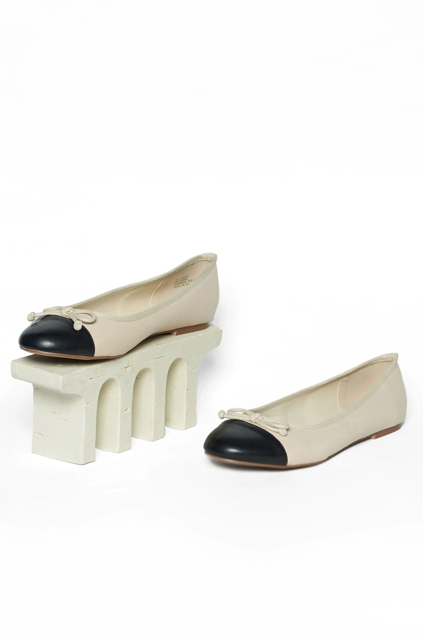 Store Carolina Soraya Ballet Flats Nude With Black Toe Cap