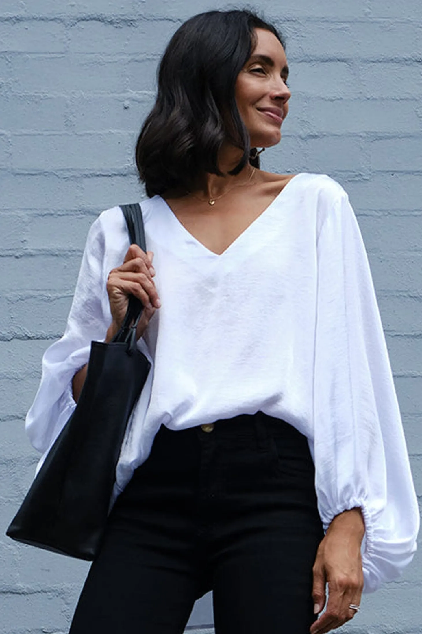 Cheap Carolina Sovana V-neck Long Sleeve Top White