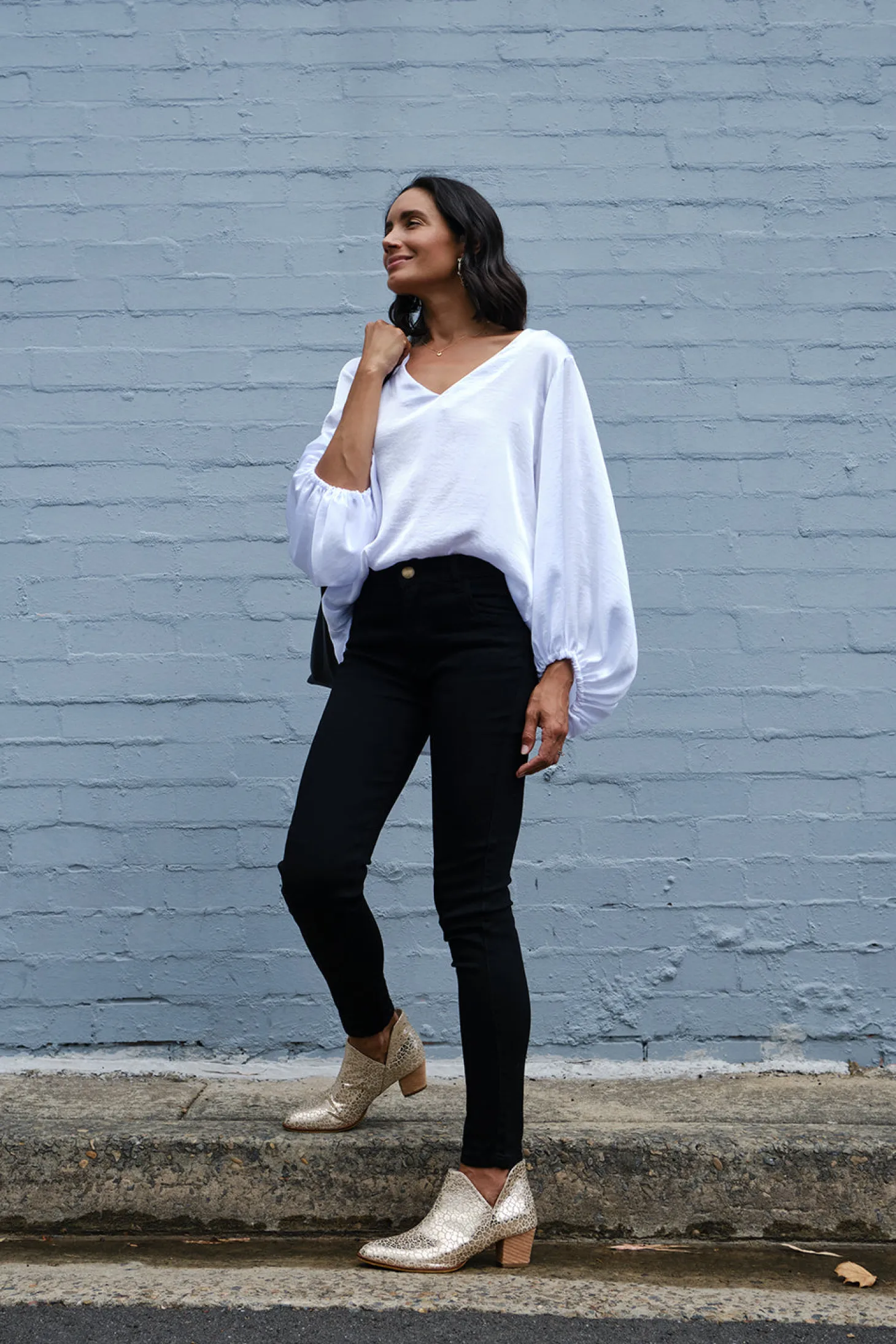 Cheap Carolina Sovana V-neck Long Sleeve Top White